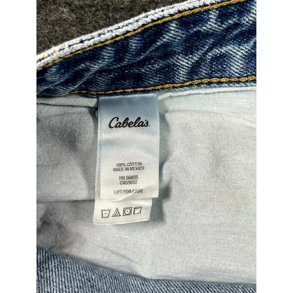 Cabela's Jeans Mens 44x29 Blue Denim Relaxed Fit Medium Wash Straight Leg Casual